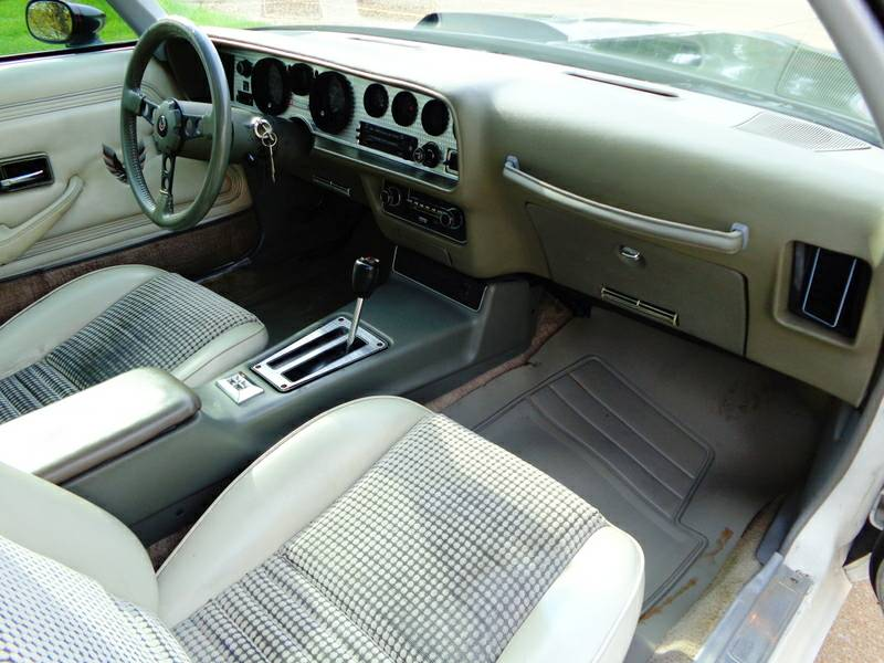Illustration for article titled At $19,895, Could This 1980 Pontiac Trans Am Turbo Indy Edition Still Set The Pace?